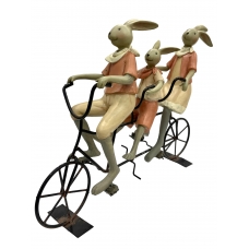 Статуетка "Сім'я зайців на велосипеді" 28 см
